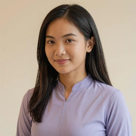 Srey Neang, a 26-year-old Cambodian woman from Phnom Penh in traditional Khmer attire seeking Western partner