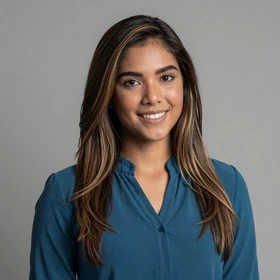 Christine, a 29-year-old professional Filipino woman from Davao with highlighted hair seeking Western partner