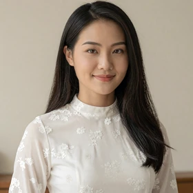 Thuy Linh, a 26-year-old Vietnamese woman from Ho Chi Minh City with long black hair and gentle smile seeking Western partner